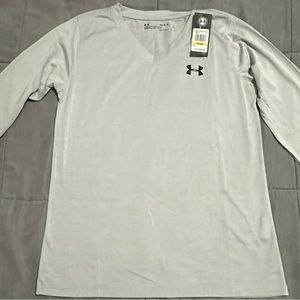 Women’s Under Armour long sleeve
